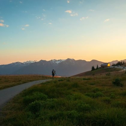 photo-1573150915642-b64f419e4ea7