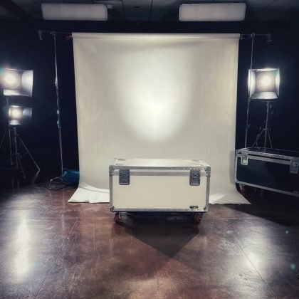 photo-1632789413875-695790ba93ce